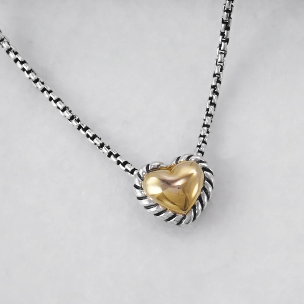 David Yurman Cable Heart Necklace - Picture 5 of 9